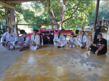 Exame na Clínica terapêutica Caminho da esperança